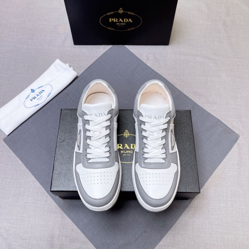 Pra*a casual shoes
